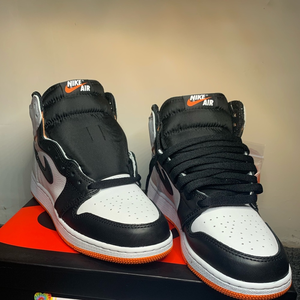 Air jordan 1 retro high og - Picture 3 of 5